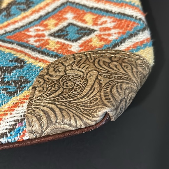 Myra Bag Hussie Tote Bag NWT - Picture 9 of 9